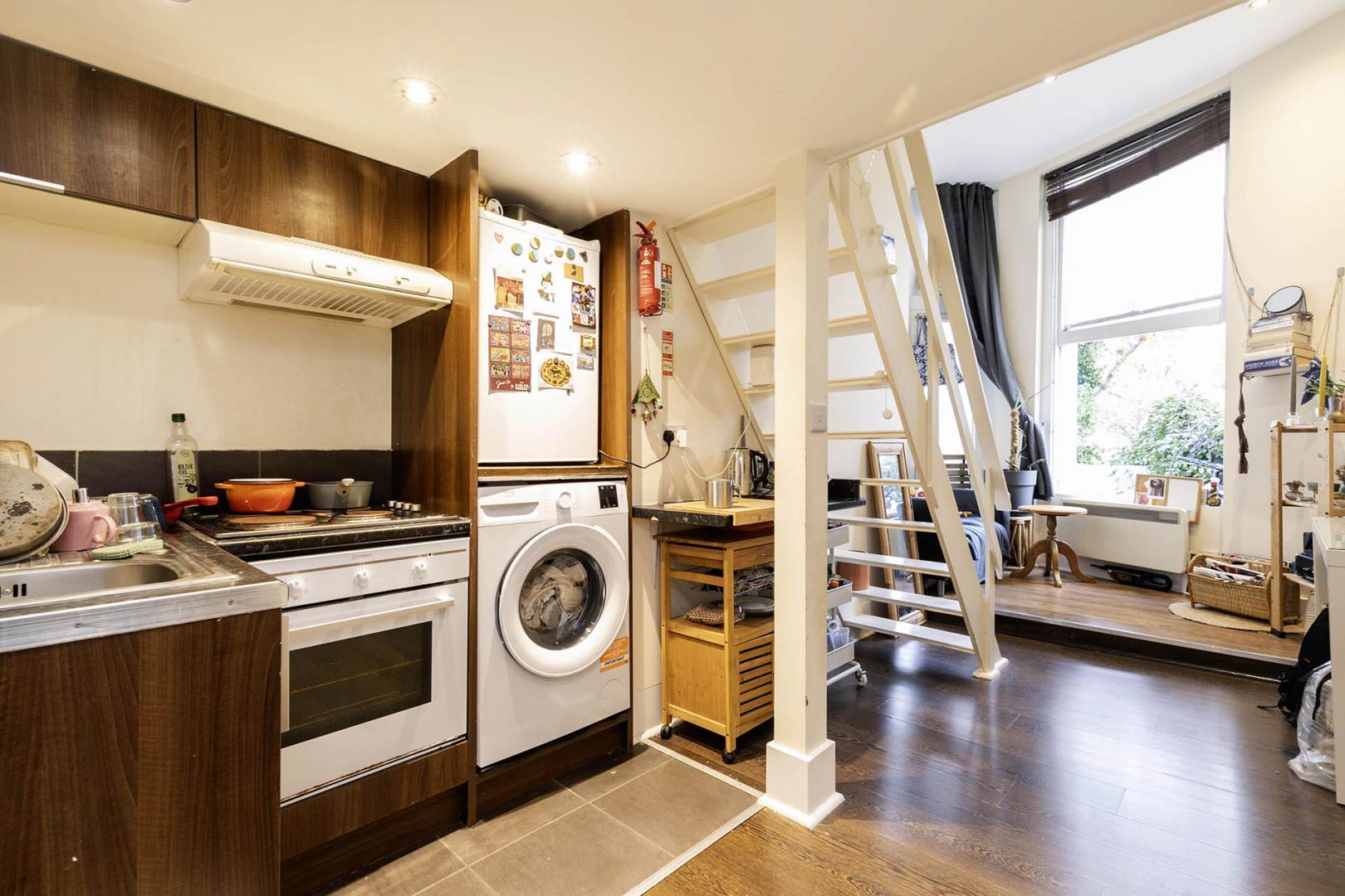			Studio Apartment, 1 bath, 1 reception Apartment			 Sutherland Avenue, Maida Vale